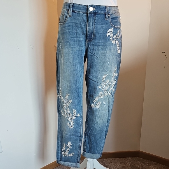 White House Black Market Denim - White House Black Market Blue Girlfriend Jeans with White Embroidery